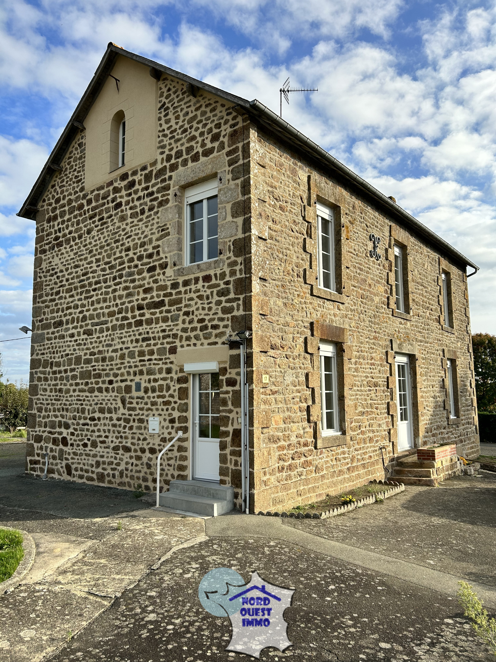 Image_, Maison, Ambrières-les-Vallées, ref :4066