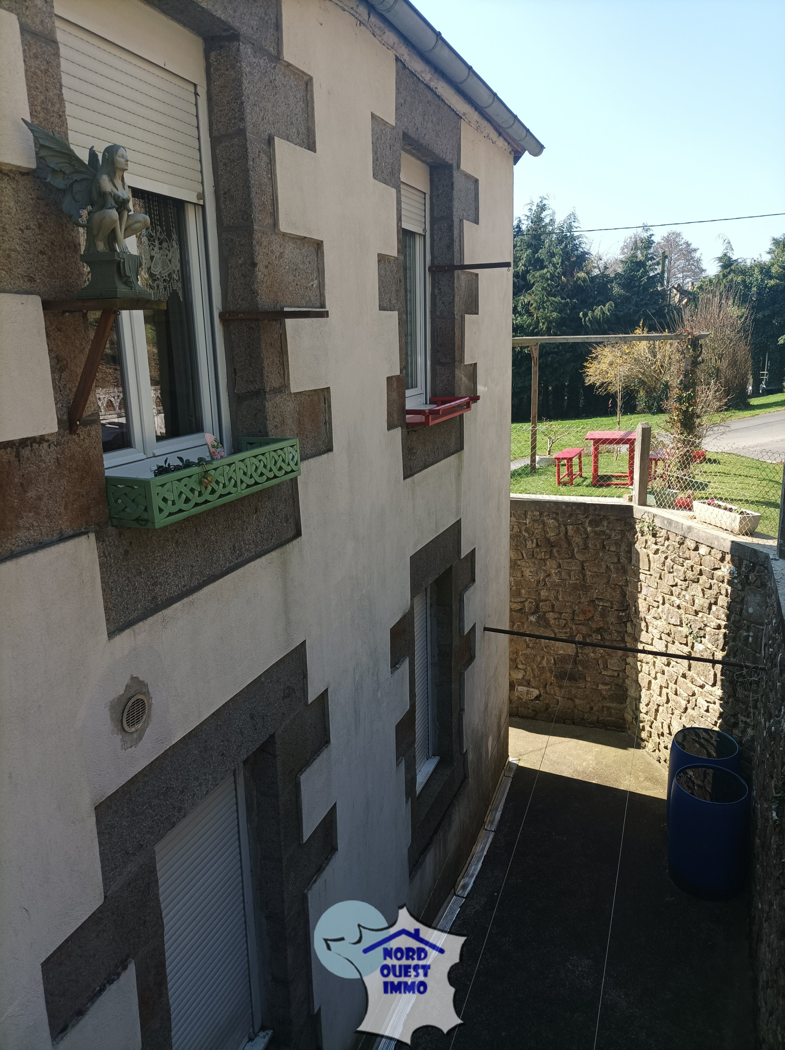 Image_, Immeuble, Saint-Georges-des-Groseillers, ref :4512
