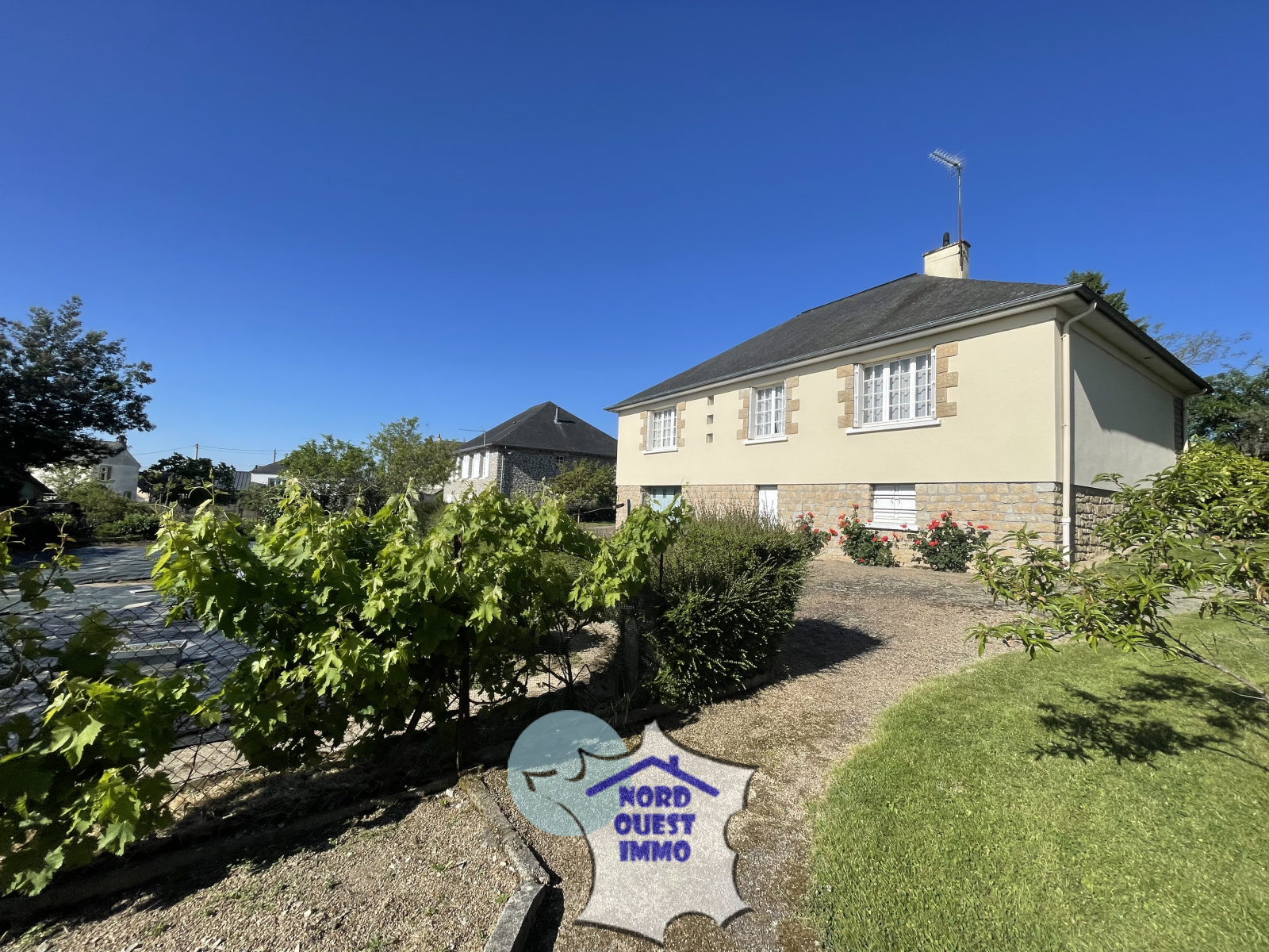 Image_, Maison de village, Mayenne, ref :4533